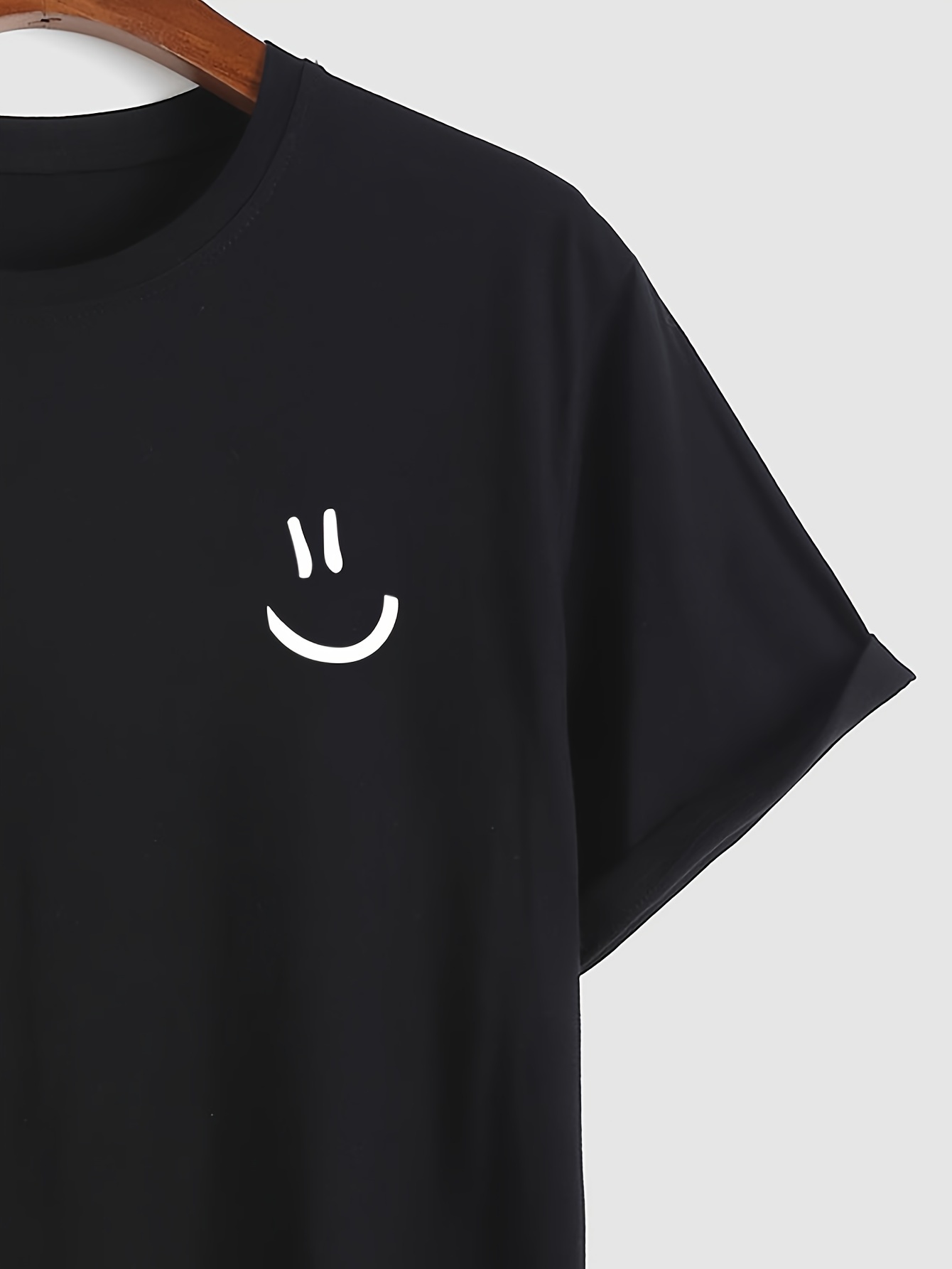 100 cotton mens smiling face print t shirt casual short sleeve crew neck tee mens clothing for outdoor details 2